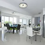 Villa Kalypso *